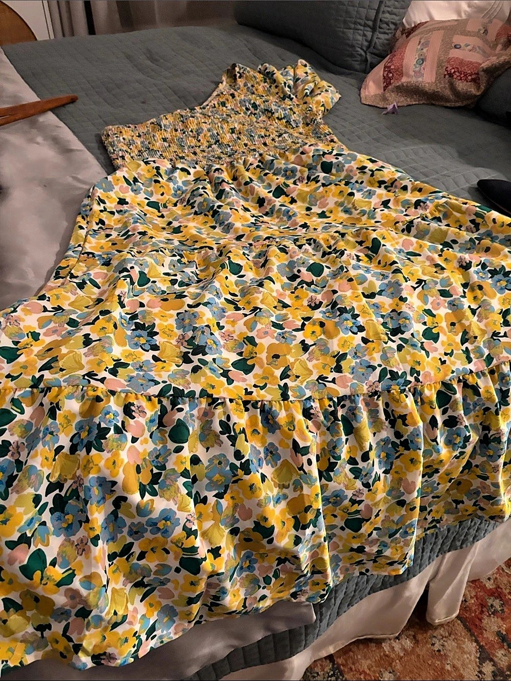 Floral Maxi Dress in Yellow & White Size XL Like New